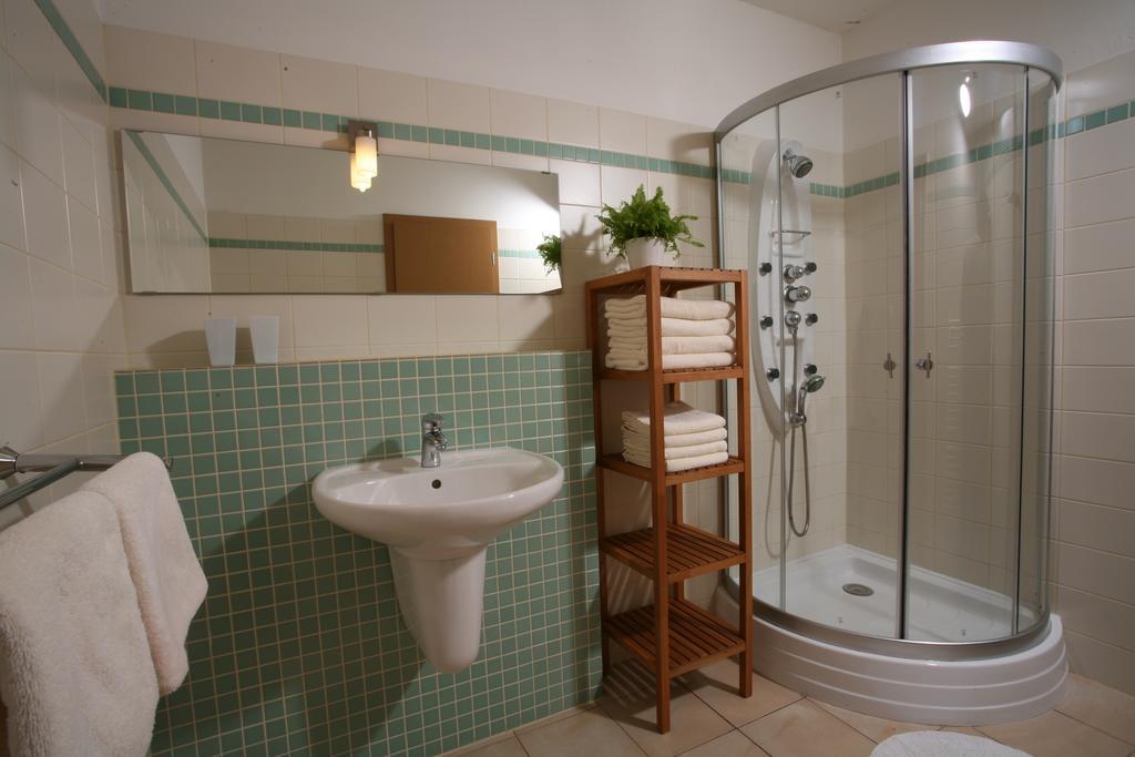 Bara Apartment *